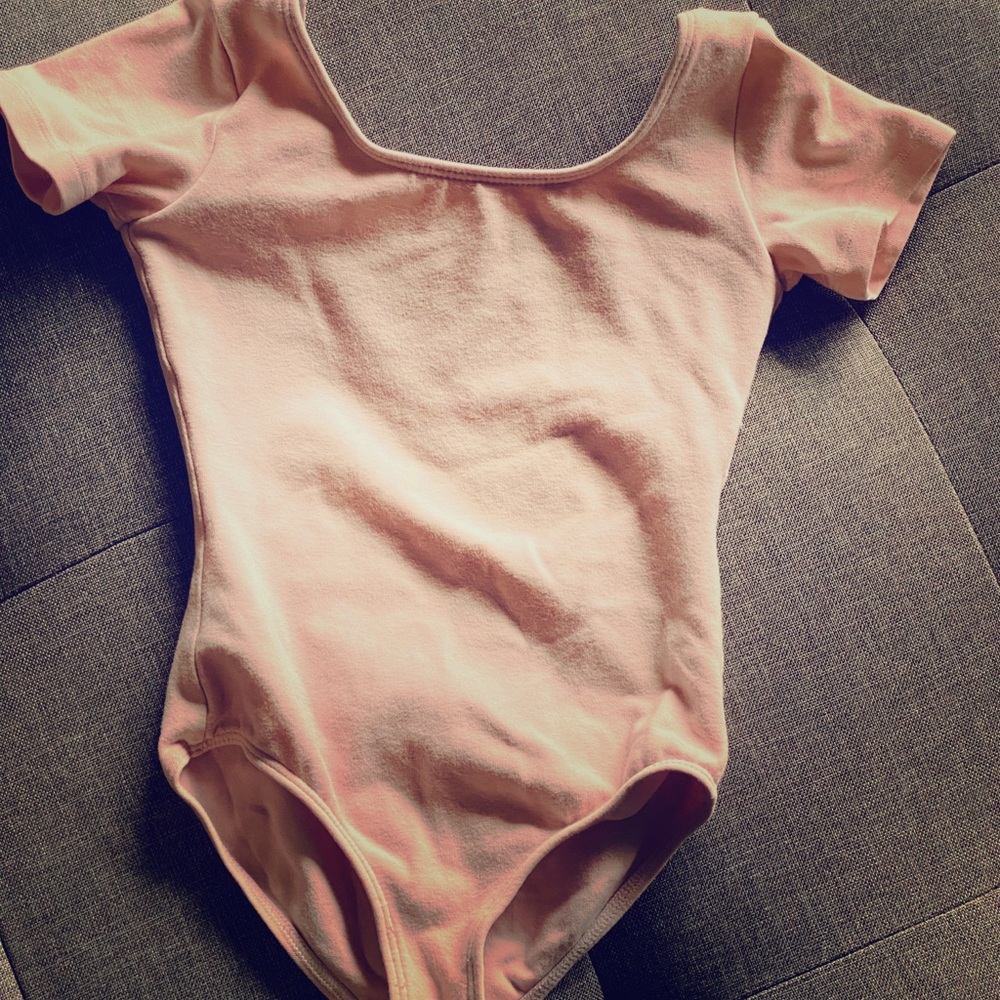 6/$25 Light pink Bloch leotard